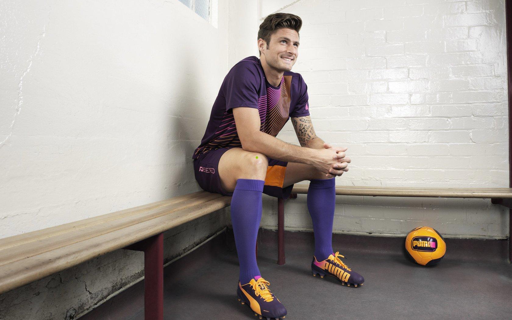 祁宏，中国足球世界杯征程中的不朽功臣与中场灵魂